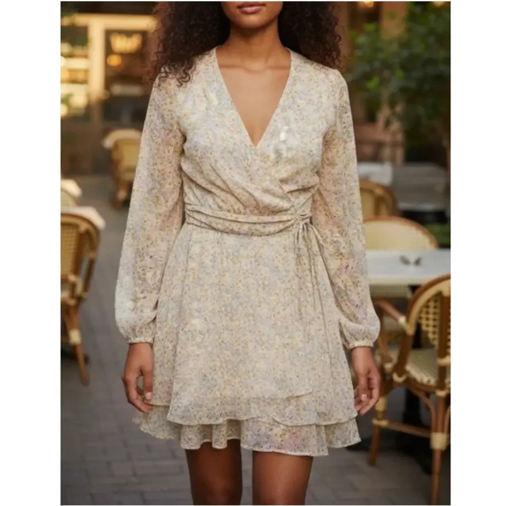 ELODIE Nordstom Women's Pink Yellow Floral Long Sleeve V-Neck Mini Dress Size M - Picture 1 of 6